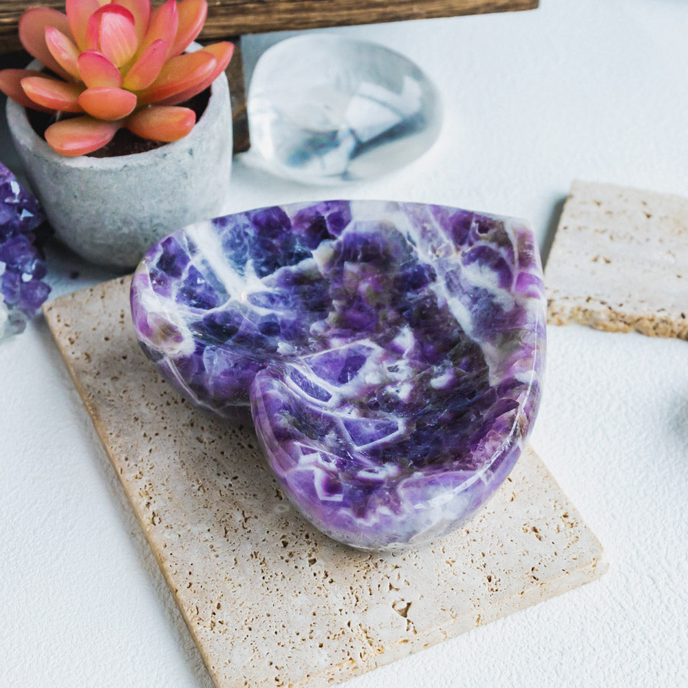 Dream Amethyst Heart Bowl