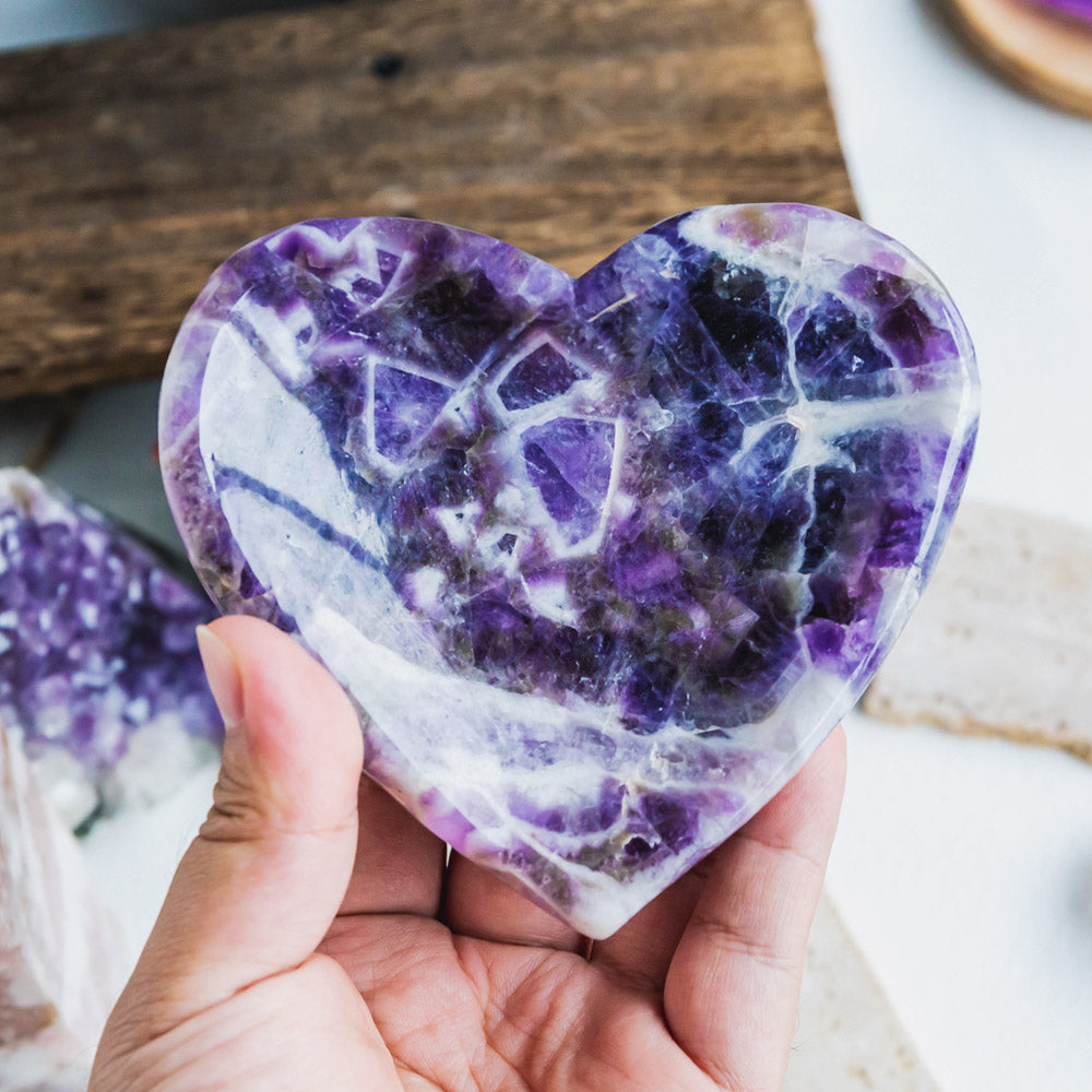 Dream Amethyst Heart Bowl