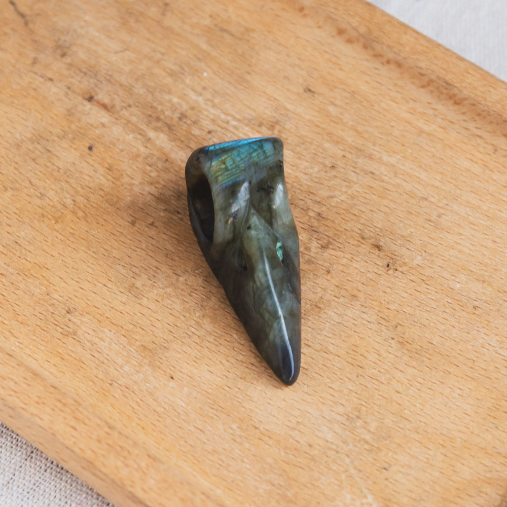 2" Labradorite Raven Skull