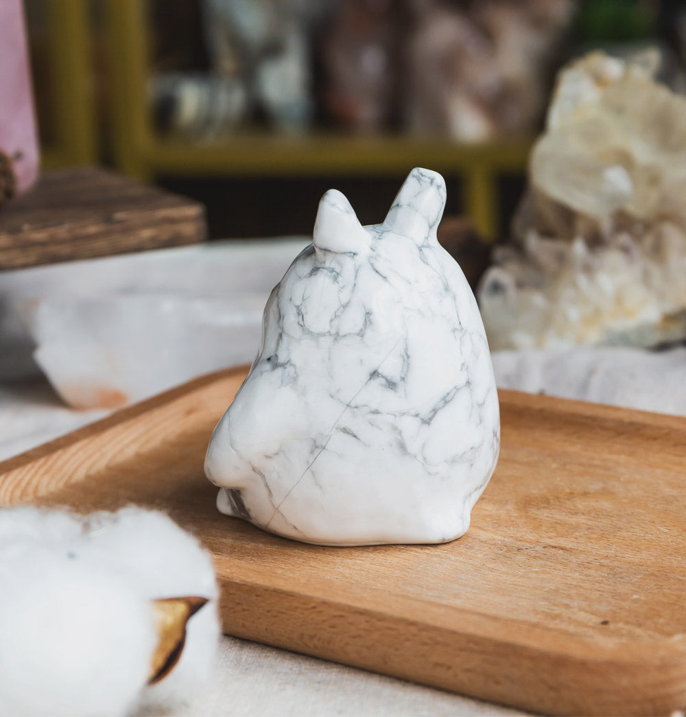 Howlite Totoro