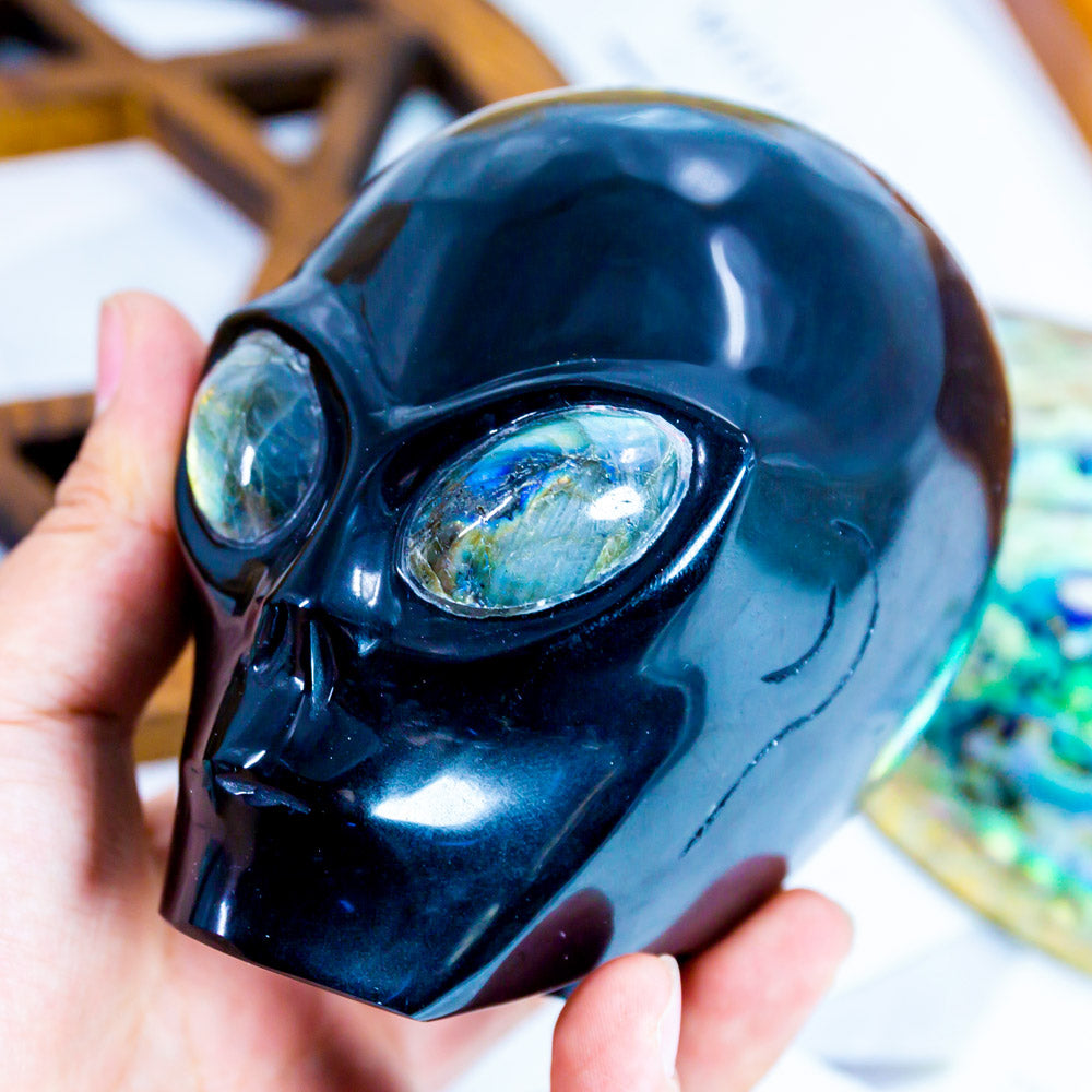 Alien Skull With Labradorite Eyes