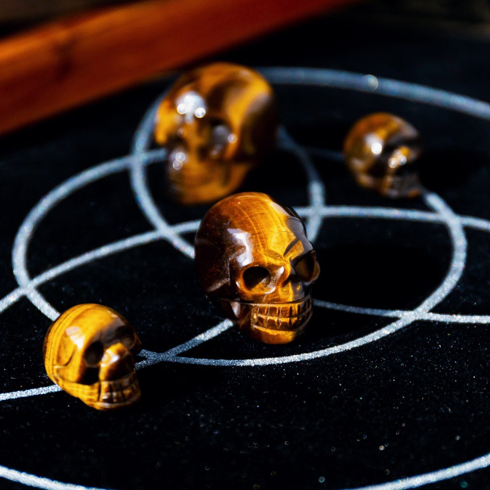 Tigers-eye Skull 1.5”