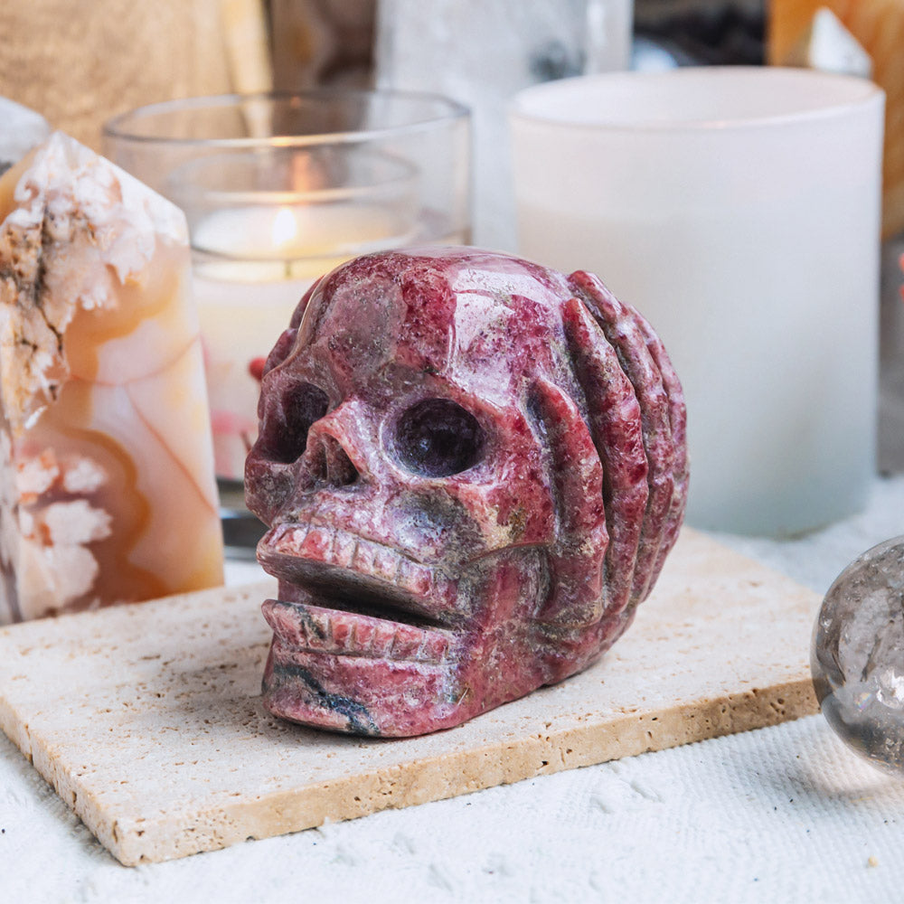 Rhodonite Skull (Hear no evil)