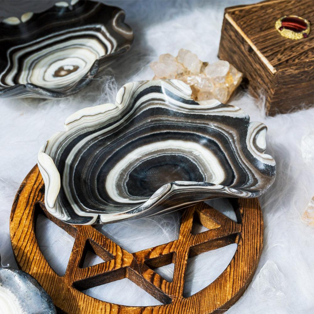 Zebra calcite wavy bowl