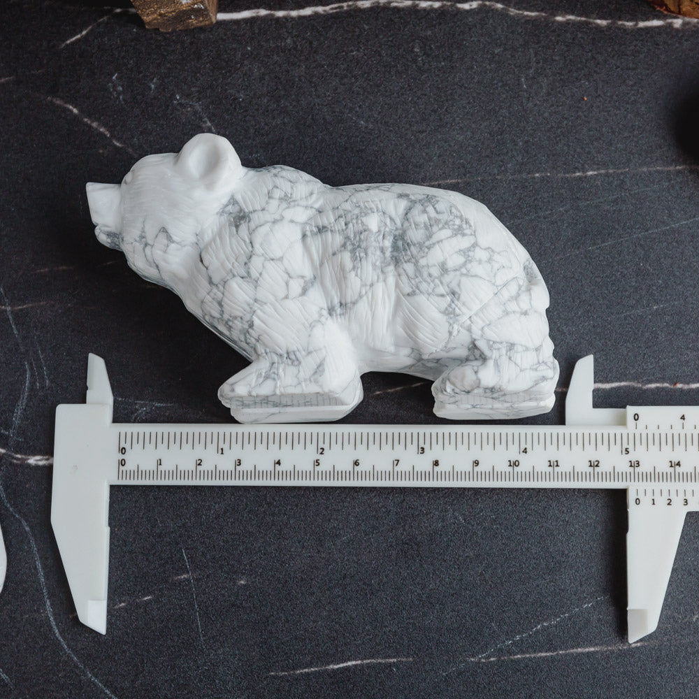 Howlite Bear