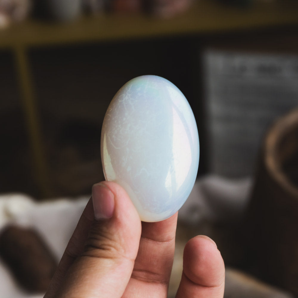 Aura Opal Palm Stone