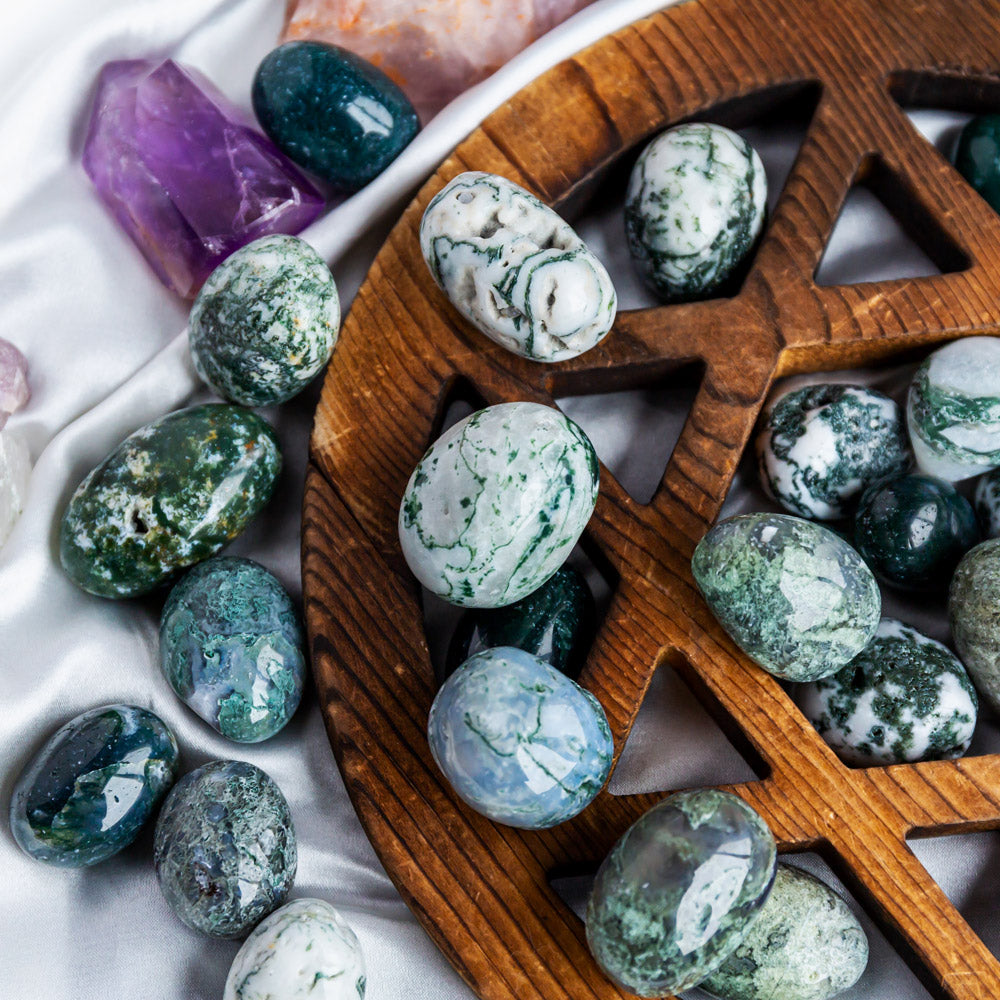 Moss Agate Tumbled Stone