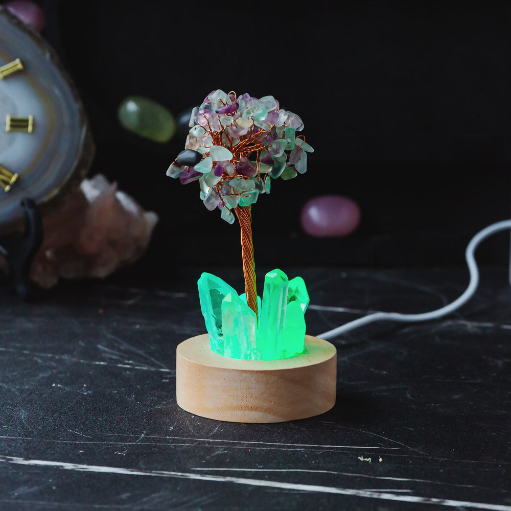 Chips Tree With Clear Quartz Lamp Collection