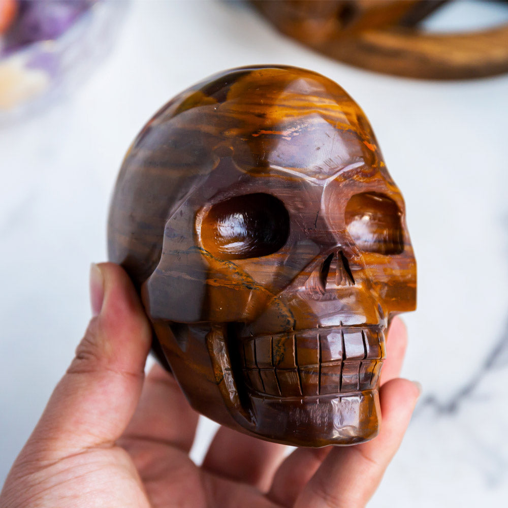 Red tiger-eye skull