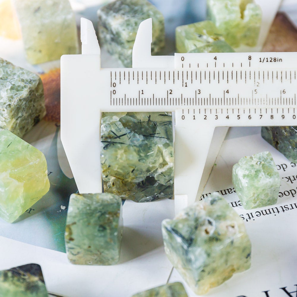 Prehnite cube